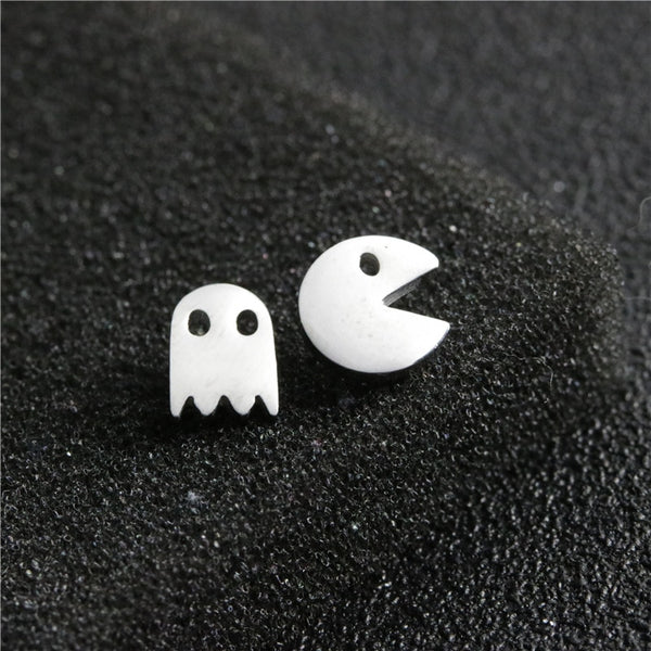 minimalist stud earrings