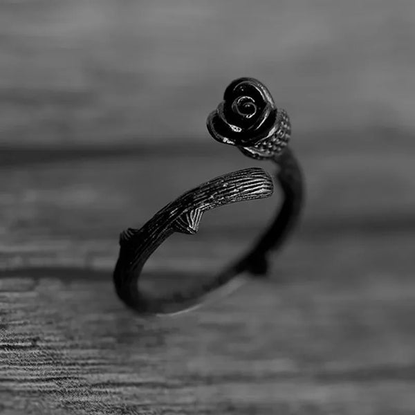 black thorn ring