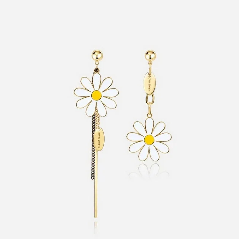 asymmetric daisy earrings